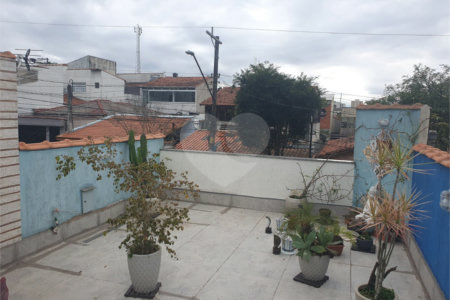 Sobrado à venda com 3 quartos em Demarchi, São Bernardo do Campo, SP
