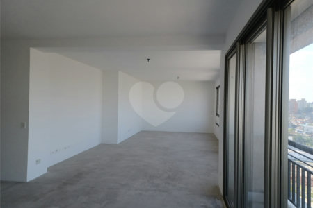 Apartamento à venda com 4 suítes em Real Parque, São Paulo, SP