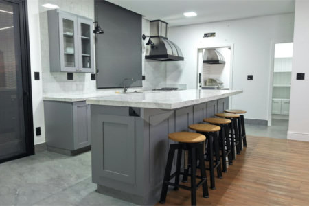 Casa à venda com 4 suítes no condomínio Alphaville Dom Pedro 3, Campinas - SP