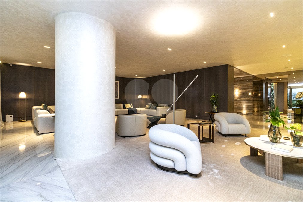 Apartamento à venda com 4 suítes em Jardim Guedala, São Paulo, SP