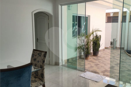 Casa à venda com 3 quartos, sendo 2 suítes, em Jardim Santa Rosália, Sorocaba, SP