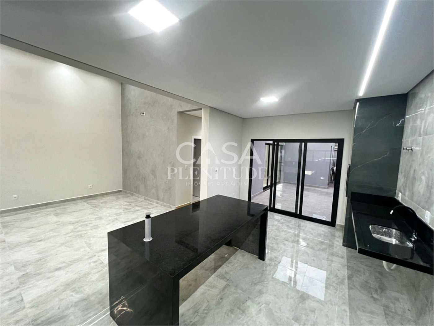 Casa em condomínio à venda com 3 quartos, sendo 2 suítes, em Jardim Novo Horizonte, Sorocaba, SP