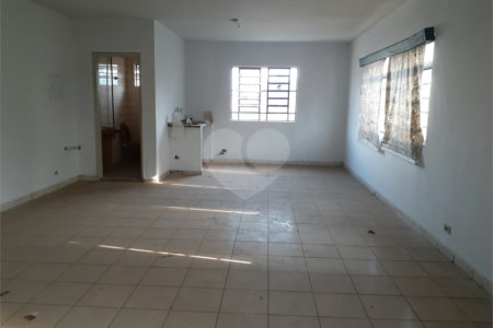 Sobrado à venda com 4 quartos, sendo 1 suíte, em Sumaré, São Paulo, SP