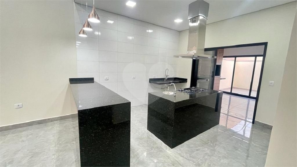 Casa à venda com 3 quartos, sendo 2 suítes, no condomínio Condomino Campos do Conde - Fase 2, Sorocaba - SP