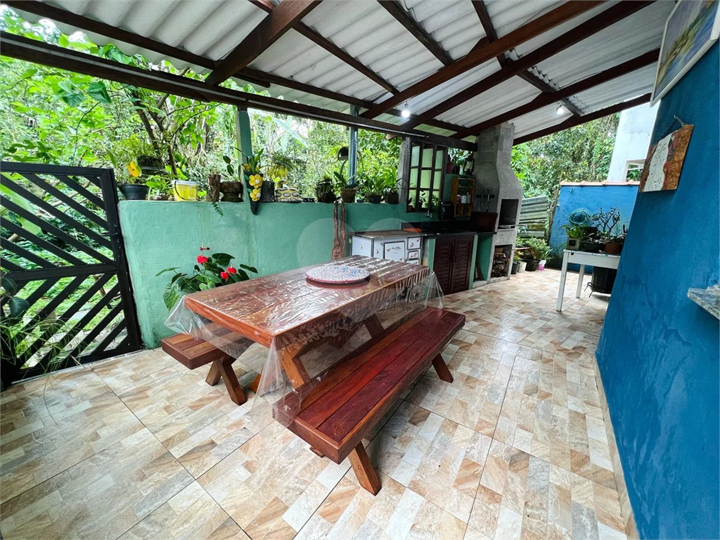 Casa à venda com 4 quartos, sendo 1 suíte,  em Costa do Sol, Bertioga, SP
