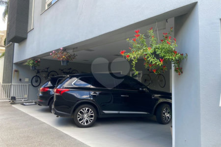 Casa à venda ou para alugar com 4 suítes no condomínio Residencial Gênesis 1, Santana de Parnaíba - SP