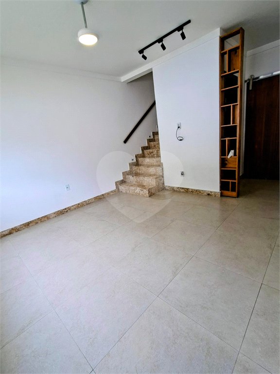 Casa à venda com 3 quartos, sendo 2 suítes, em Orla Norte, Porto Seguro, BA