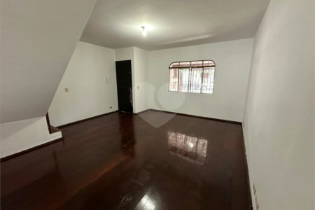 Sobrado à venda com 2 quartos em Jardim Ester, São Paulo, SP