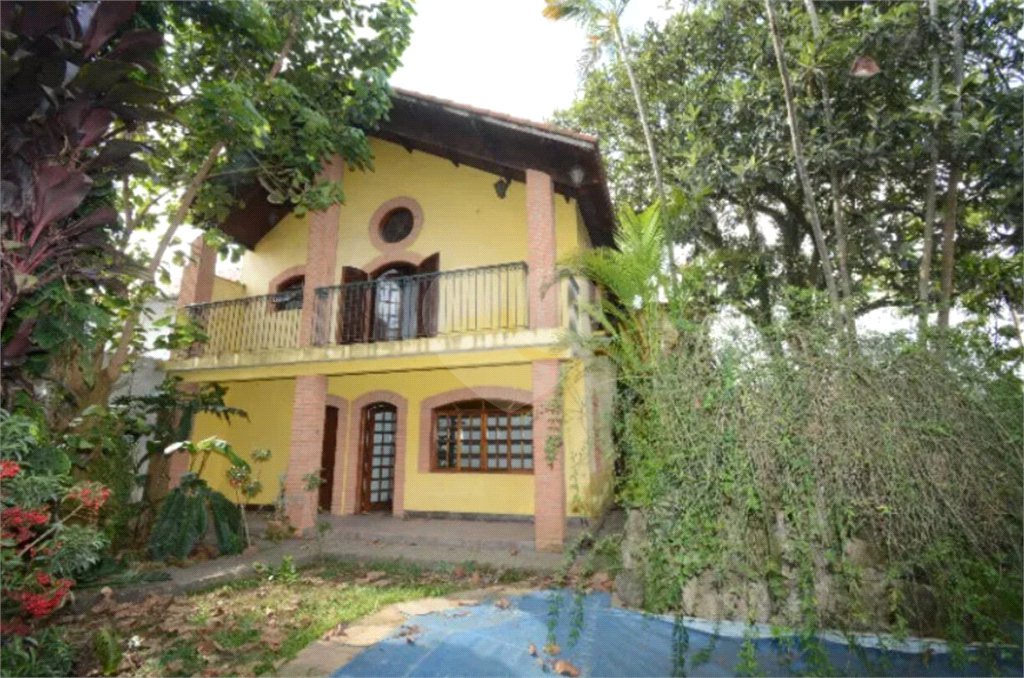Casa à venda com 5 suítes em Capela do Socorro, São Paulo, SP