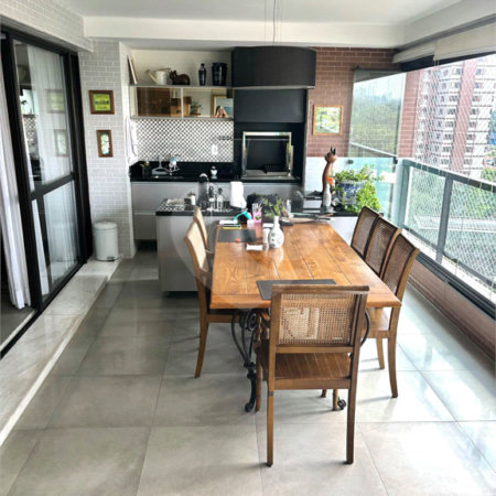 Apartamento à venda com 3 suítes em Granja Julieta, São Paulo, SP