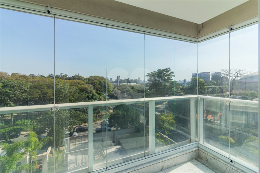 Apartamento à venda com 4 suítes em Ibirapuera, São Paulo, SP