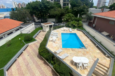 Apartamento à venda com 3 quartos, sendo 1 suíte, em Campo Belo, São Paulo, SP