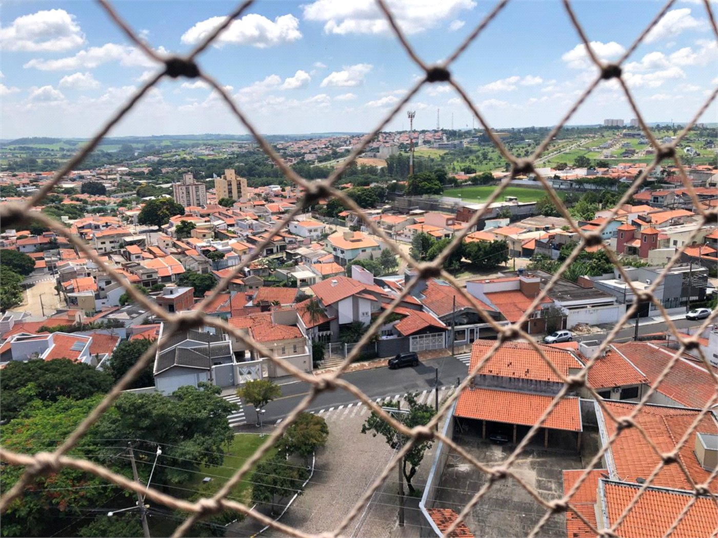 Apartamento à venda com 4 suítes em Vila Henrique, Salto, SP