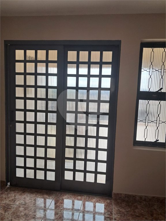 Casa à venda com 2 quartos em Vila Santana II, Jundiaí, SP