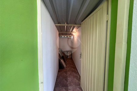 Casa à venda com 2 quartos, sendo 1 suíte, no Centro, Sarapuí, SP