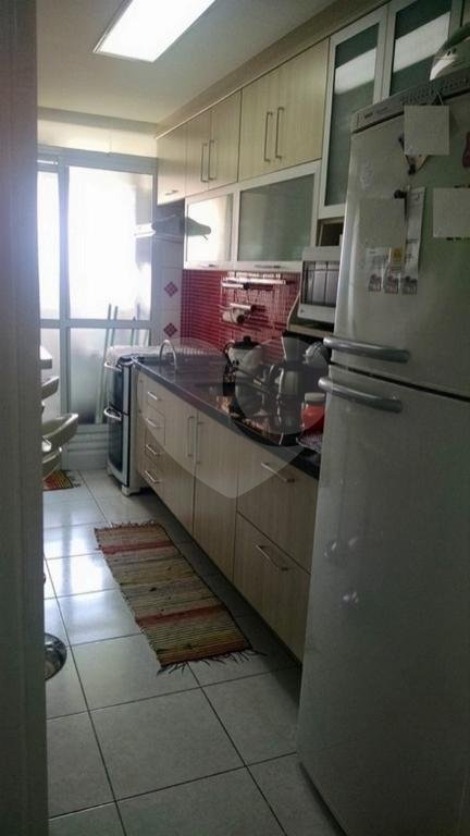 Apartamento à venda com 3 quartos, sendo 1 suíte,  em Jardim Ester Yolanda, São Paulo, SP