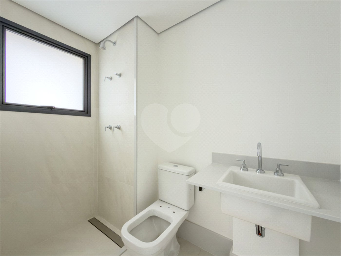 Apartamento à venda com 3 suítes em Vila Nova Conceição, São Paulo, SP