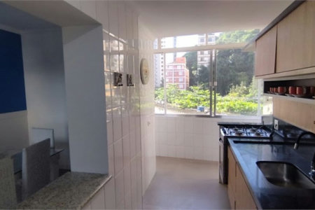 Apartamento Residencial à venda, Pitangueiras, Guarujá - AP0444.
