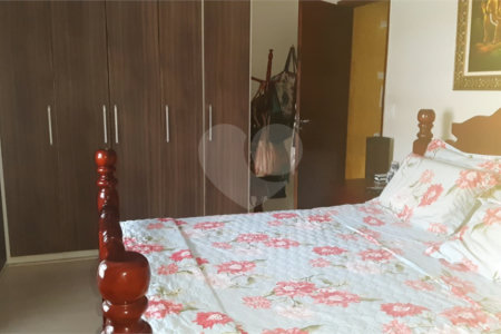 Sobrado à venda com 3 quartos, sendo 1 suíte, em Vila Medeiros, São Paulo, SP