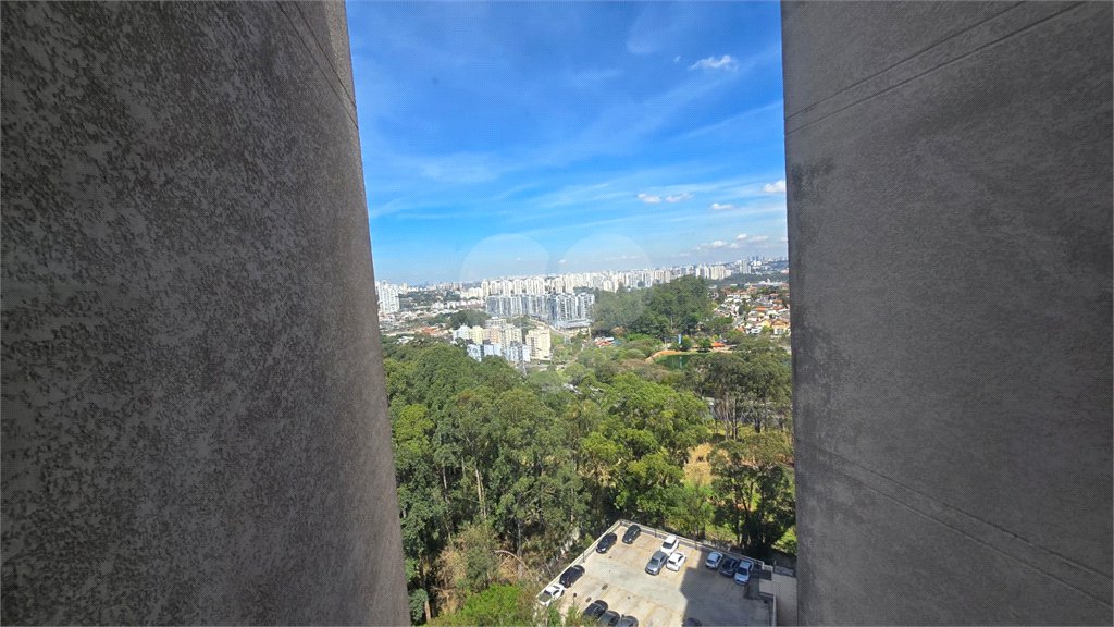 Apartamento à venda com 3 quartos, sendo 1 suíte, em Jardim Íris, São Paulo, SP