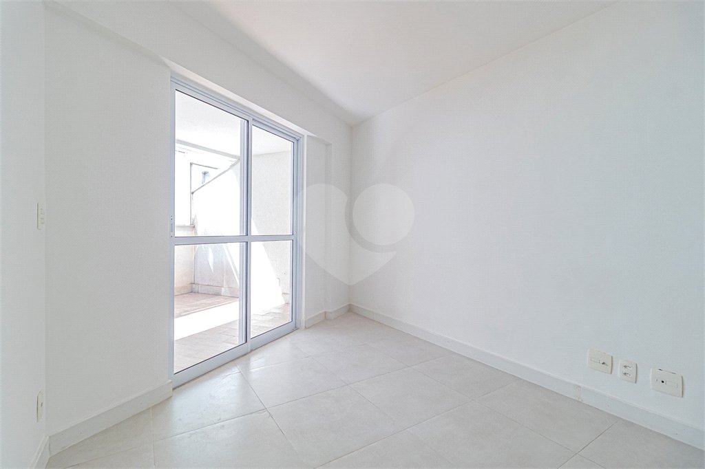 Apartamento à venda com 3 quartos, sendo 1 suíte, em Lagoa, Rio de Janeiro, RJ