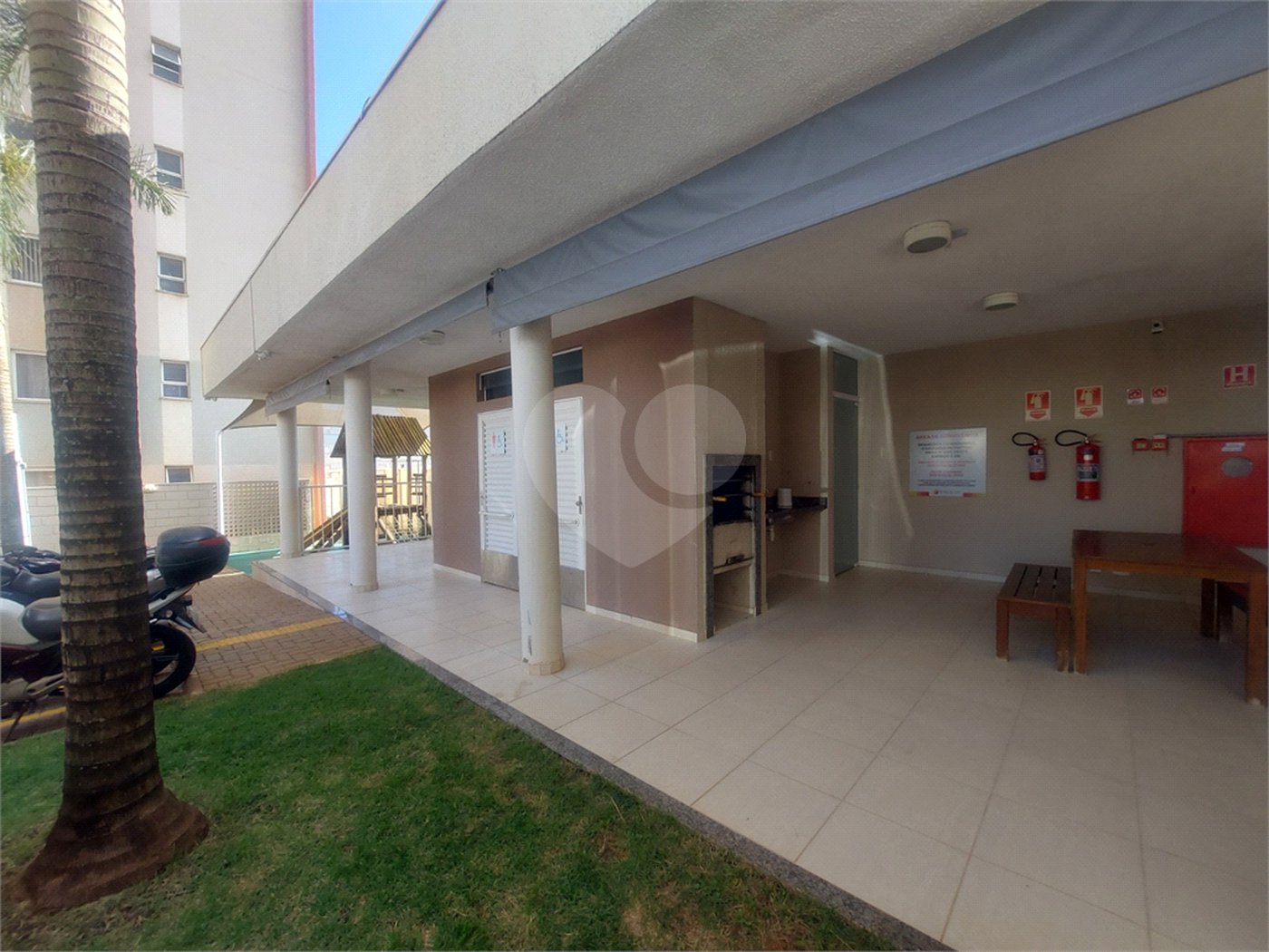 Apartamento Mobiliado no Condomínio Portal do Sol, na Avenida Getúlio Vargas