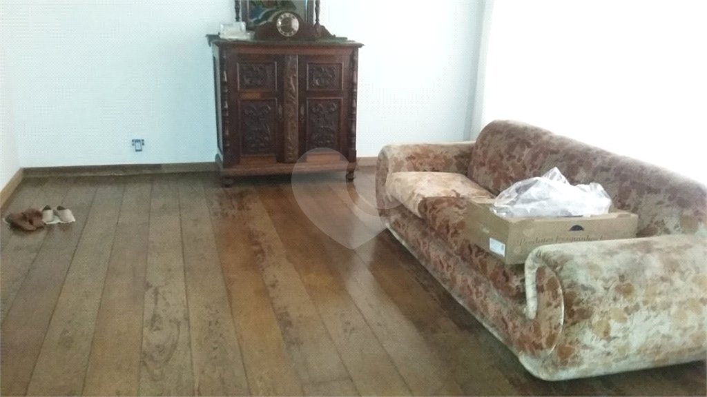 Casa à venda com 3 quartos, sendo 2 suítes,  em Jardim Franca, São Paulo, SP