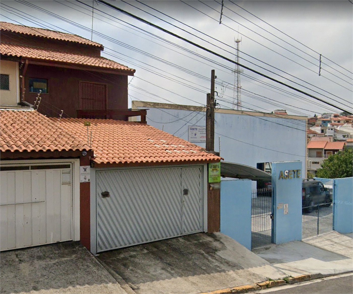 Sobrado à venda com 2 quartos, sendo 1 suíte,  em Chácara Jafet, Mogi das Cruzes, SP