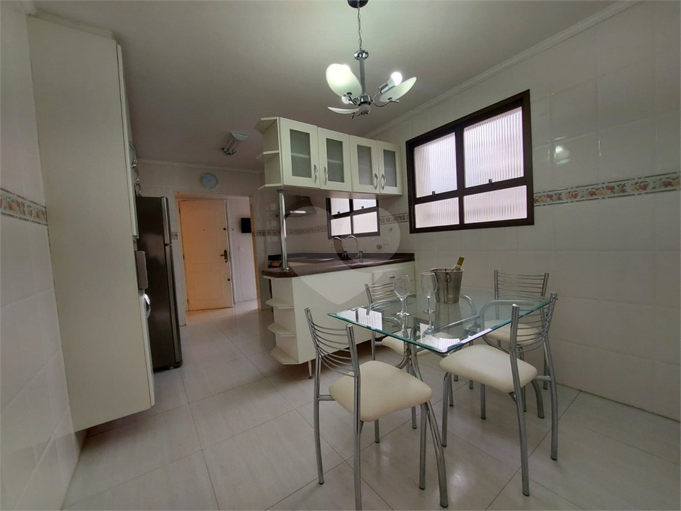 Apartamento à venda com 3 quartos, sendo 1 suíte, em Sumaré, São Paulo, SP