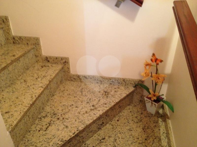 Sobrado à venda com 3 quartos, sendo 1 suíte, em Vila Nova Cachoeirinha, São Paulo, SP