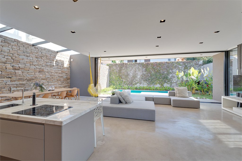 Casa de Vila à venda com 3 suítes em Granja Julieta, São Paulo, SP