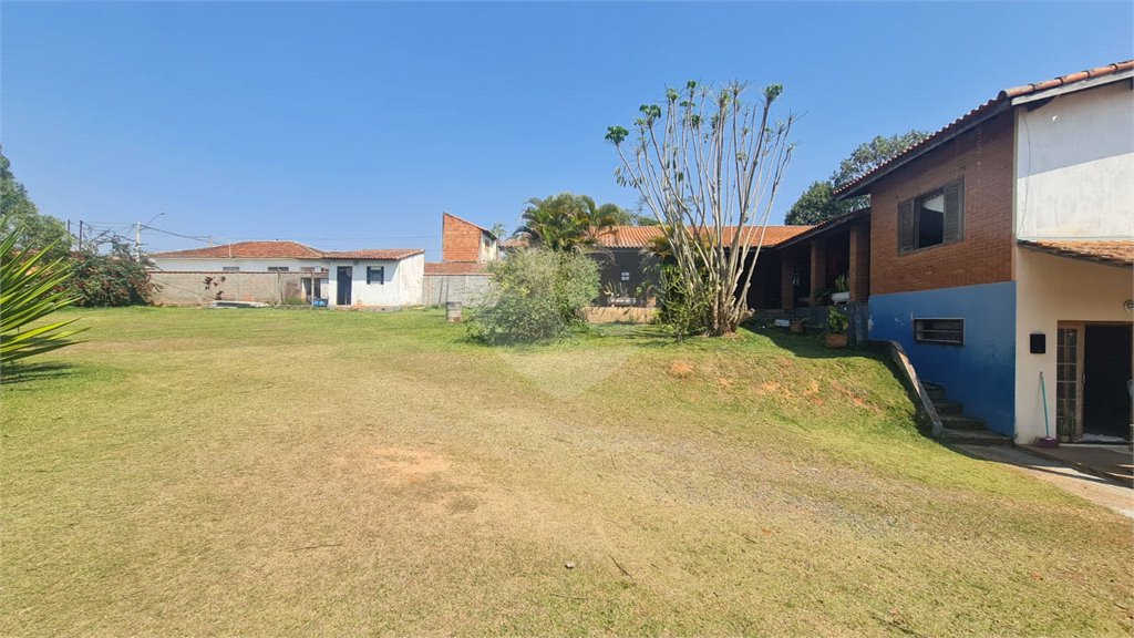 Chácara à venda com 3 quartos, sendo 1 suíte, em Vila Reis, Itapetininga, SP
