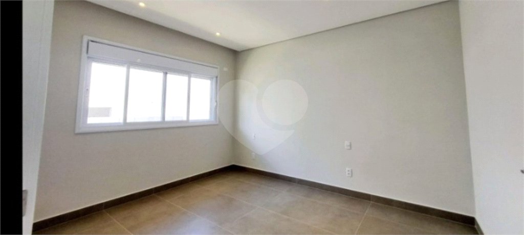 Casa à venda com 4 suítes no condomínio Residencial Fazenda São José, Salto de Pirapora - SP