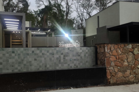 Casa à venda com 3 suítes no condomínio Lá Reserva Atibaia, Atibaia - SP