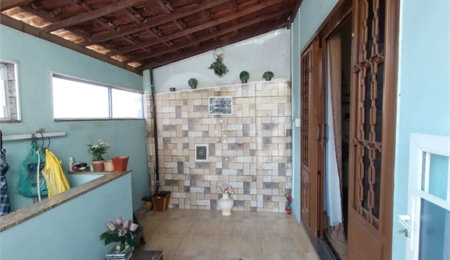 Casa à venda com 3 quartos em Campo Grande, Rio de Janeiro, RJ