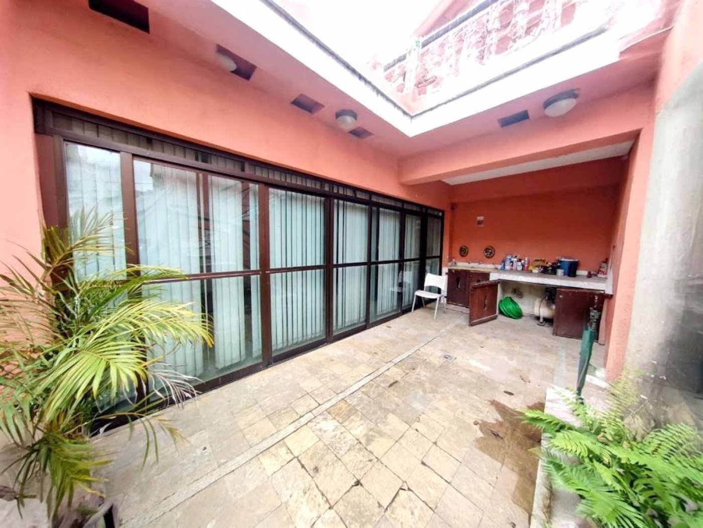 Casa com 7 dormitórios, 249 m² - venda por R$ 2.235.000,00 ou aluguel por R$ 15.000,00 - Gonzaga - Santos/SP