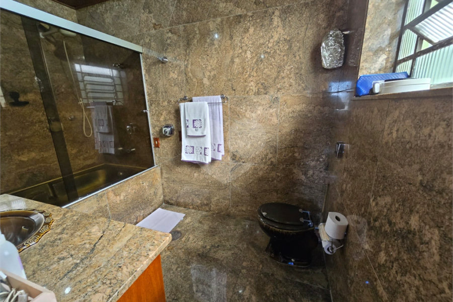Casa à venda com 4 quartos, sendo 1 suíte, em Vila Paiva, São Paulo, SP