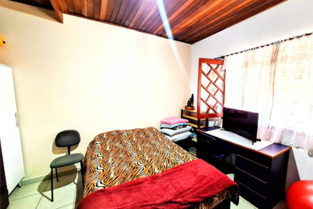 Casa à venda com 3 quartos, sendo 1 suíte, em Mogi Moderno, Mogi das Cruzes, SP