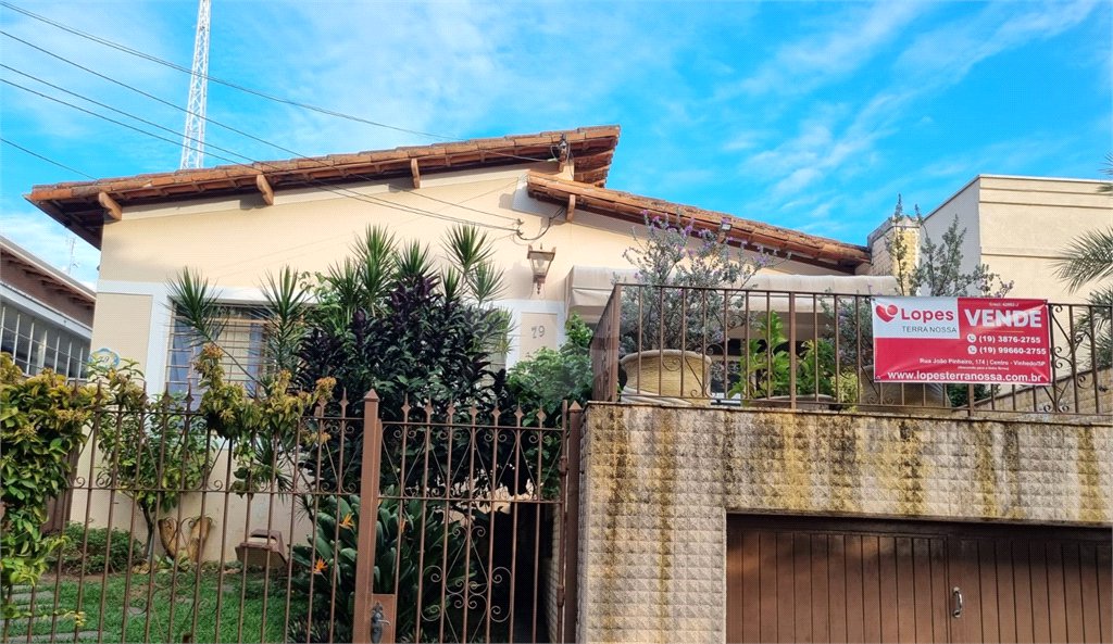 Casa à venda com 3 quartos no Centro, Vinhedo, SP