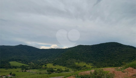 Terreno à venda no condomínio Portal Lamis, Bom Jesus dos Perdões - SP