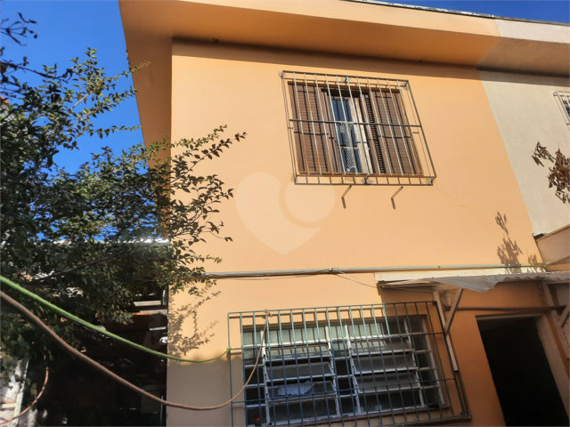 Sobrado à venda com 3 quartos, sendo 1 suíte,  em Interlagos, São Paulo, SP