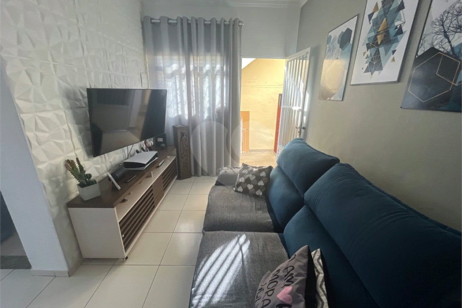 Sobrado à venda com 7 quartos, sendo 1 suíte, em Tremembé, São Paulo, SP
