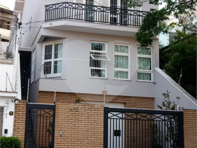 Sobrado à venda com 3 suítes em Santana, São Paulo, SP