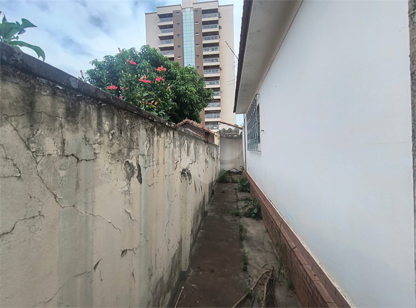 Casa à venda com 4 quartos, sendo 1 suíte, no Centro, Araraquara, SP
