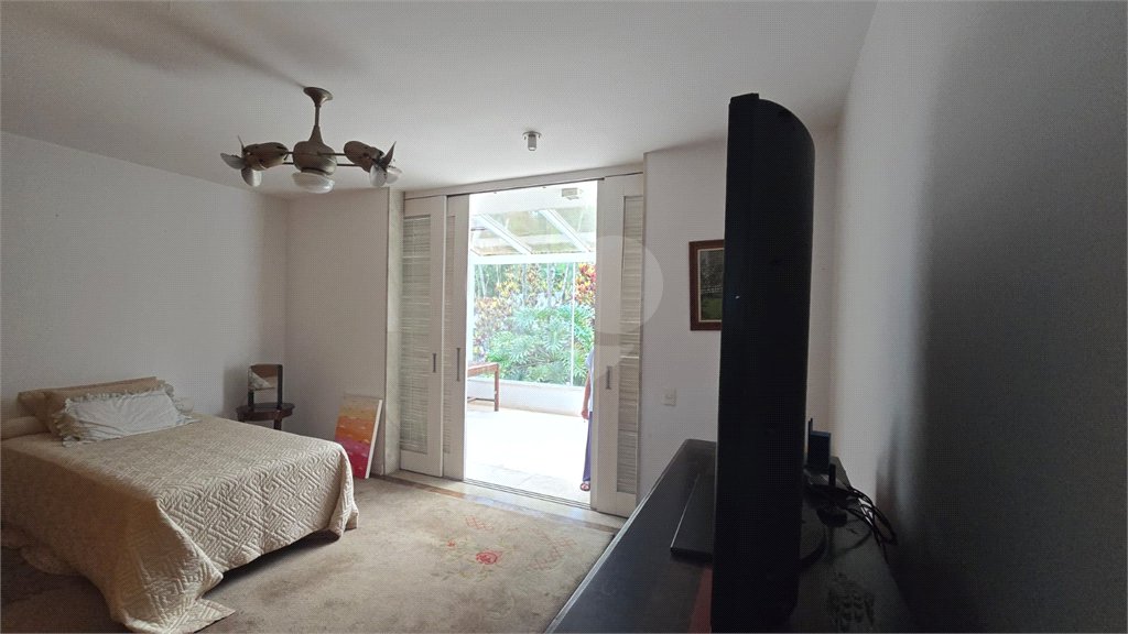 Casa à venda com 4 suítes em Santo Amaro, São Paulo, SP