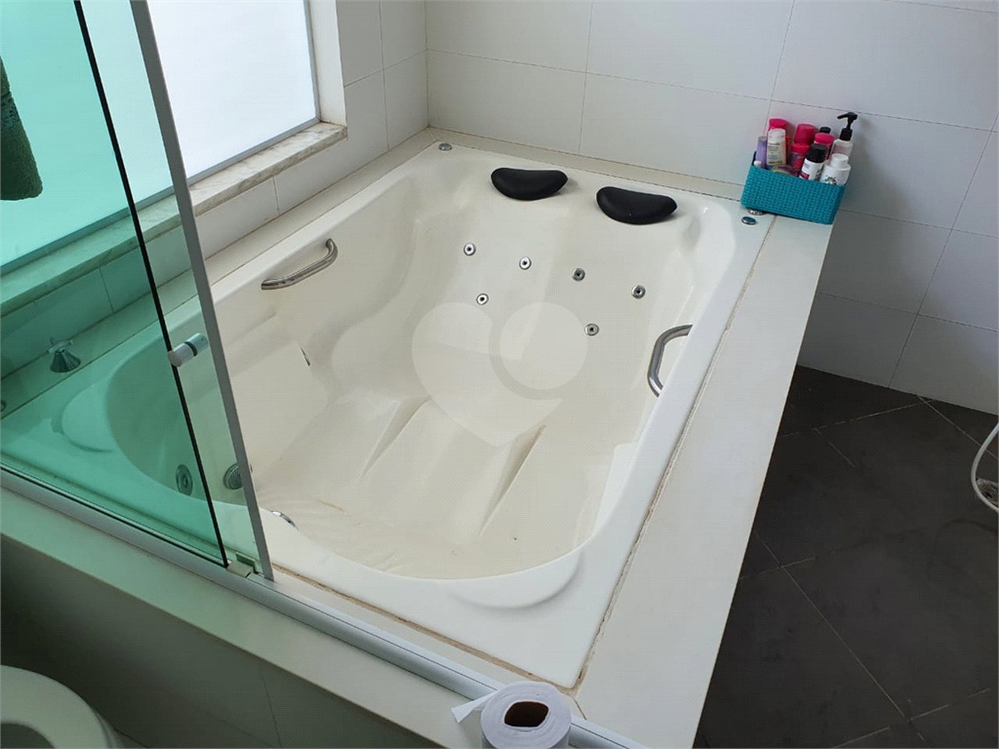 Casa à venda com 3 quartos, sendo 1 suíte, no condomínio Horto Florestal Iii, Sorocaba - SP