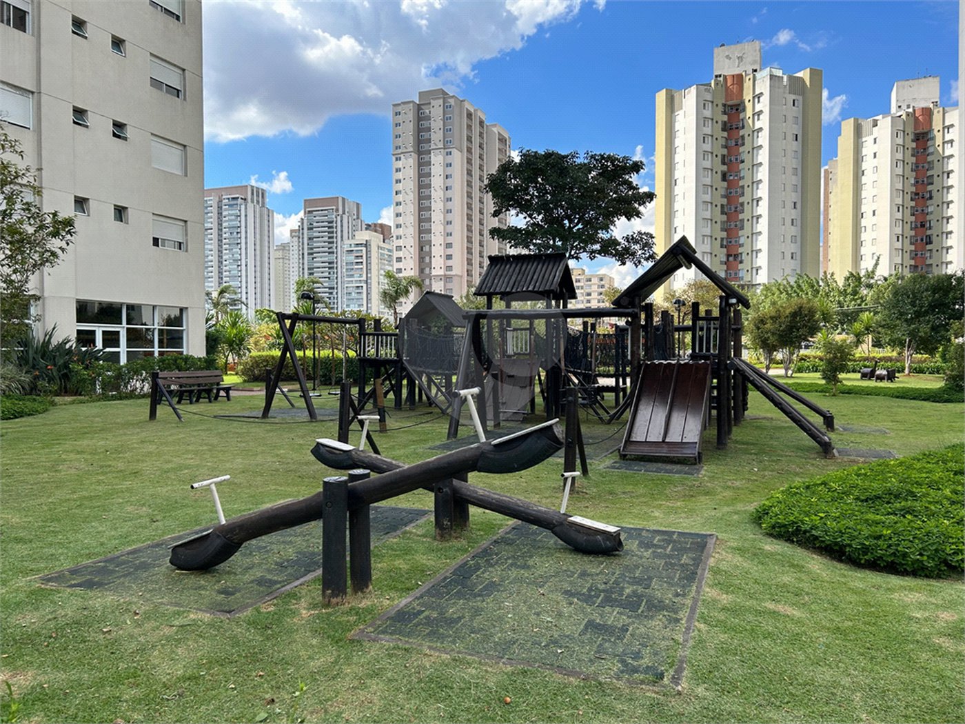 Apartamento à venda com 3 quartos, sendo 1 suíte, em Vila Leopoldina, São Paulo, SP