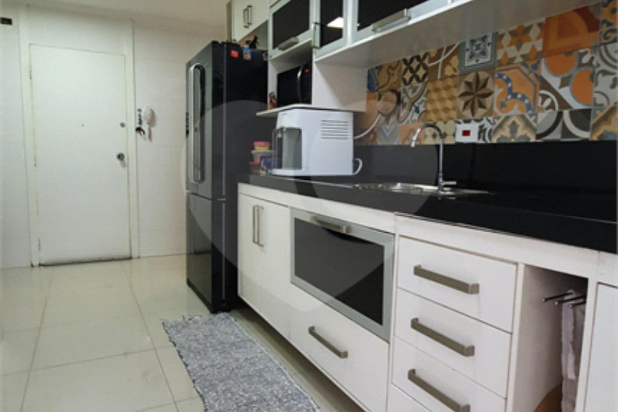 Apartamento à venda com 3 quartos, sendo 1 suíte, em Santana, São Paulo, SP