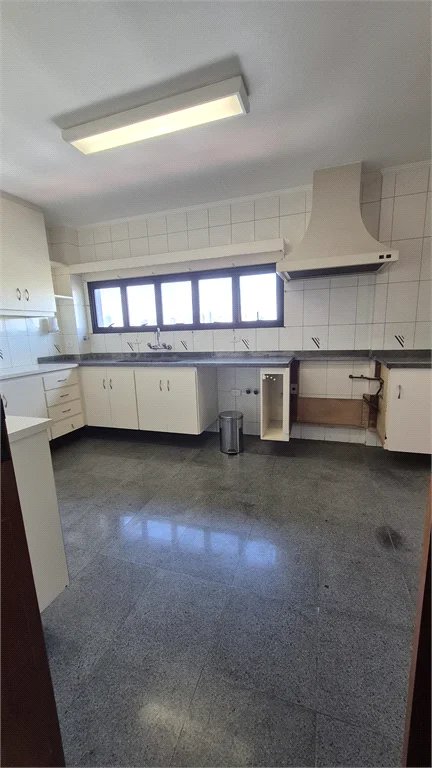Apartamento à venda ou para alugar com 3 quartos, sendo 2 suítes, em Vila Romana, São Paulo, SP