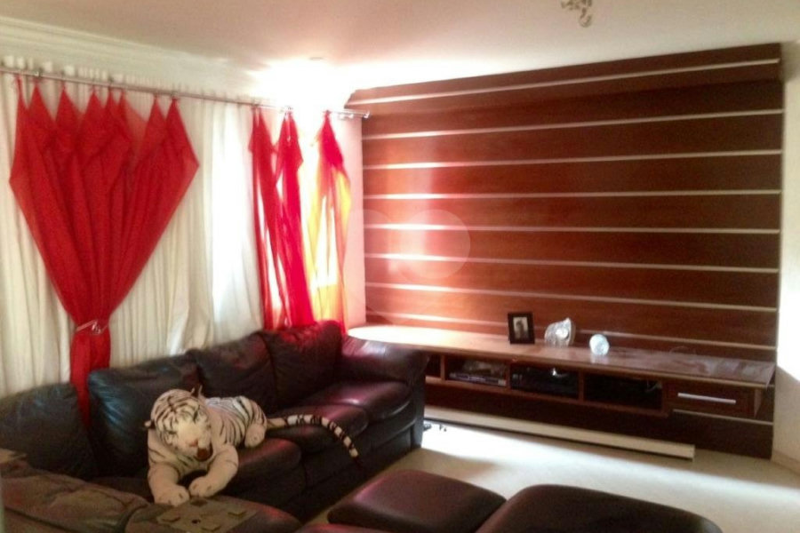 Casa à venda com 4 quartos, sendo 1 suíte, em Samambaia, Mairiporã, SP